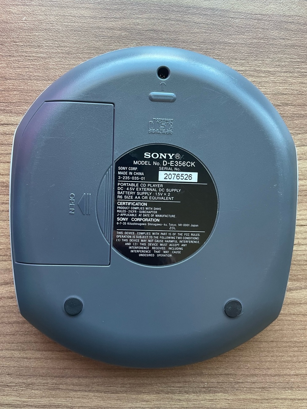 Vintage Sony Walkman Car Ready CD Player (Model D-E356CK) with Headphones - Picture 2 of 13